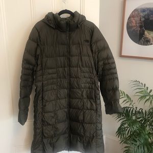 North Face Women’s Metroolis Parka